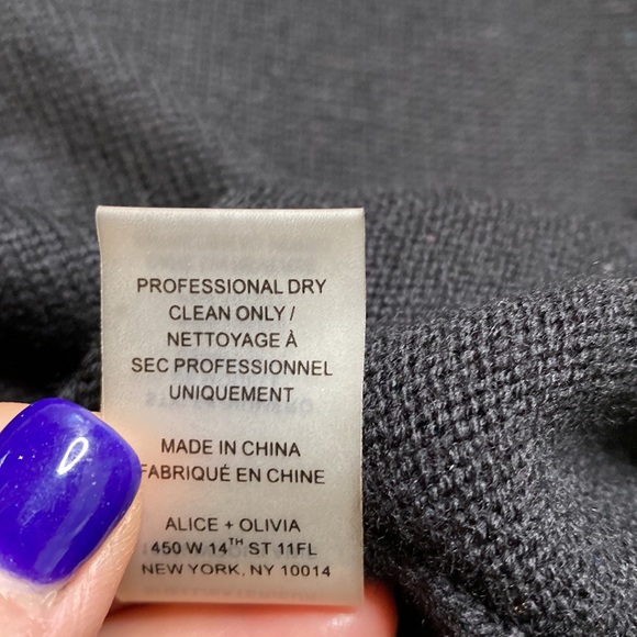 Alice + Olivia Black Wool Mixed Stitch Crew Neck Pullover Sweater Size Medium - Picture 13 of 13